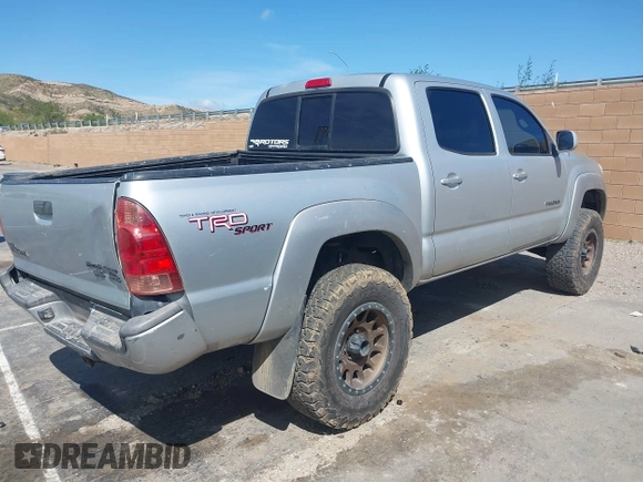 2007 Toyota Tacoma PreRunner with VIN 5TEJU62N97Z426008, listed as a IAAI auction lot 41880605 with 270,770 mi miles and . Bid and sale history available at DreamBid. Image 4.
