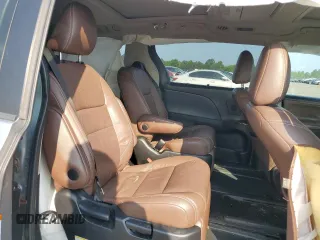 2016 Toyota Sienna XLE z VIN 5TDYK3DC2GS756021, wystawiony jako Copart lot #60636705 z przebiegiem 124 142 mil mil oraz Szkoda całkowita • Salvage title. Historia ofert i sprzedaży dostępna na DreamBid. Obrazek 11.