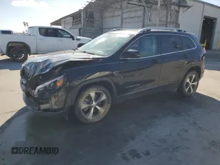 2020 Jeep Cherokee Limited z VIN 1C4PJLDN6LD636194, wystawiony jako Copart lot #46148685 z przebiegiem 50 678 mil mil oraz Czysty tytuł • Clean title. Historia ofert i sprzedaży dostępna na DreamBid. Obrazek 1.