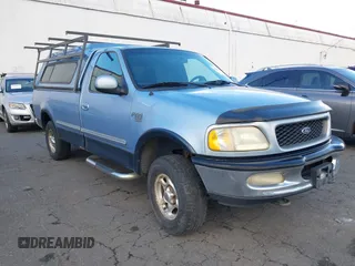 1998 Ford F-150 с VIN 1FTZF18W3WKB01356, выставлен на аукционе IAAI как лот 41718893 с пробегом 261 717 миль миль и . История ставок и продаж доступна на DreamBid. Изображение 1.