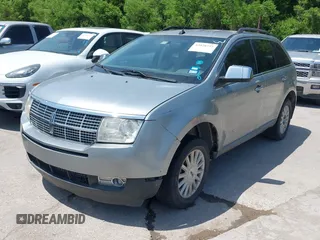 2007 Lincoln MKX with VIN 2LMDU68C87BJ28759, listed as a IAAI auction lot 42028755 with 177,405 mi miles. Bid and sale history available at carsss.com. Image 2.