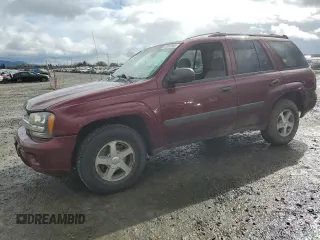 2005 Chevrolet TrailBlazer LS with VIN 1GNDT13S152289582, listed as a Copart auction lot 47803585 with 275,118 mi miles and Salvage Title. Bid and sale history available at DreamBid. Image 1.