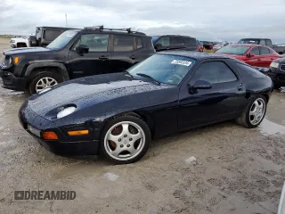 1993 Porsche 928 z VIN WP0AA2929PS815135, wystawiony jako Copart lot #75042334 z przebiegiem Nie podano mil oraz Szkody całkowita. Historia ofert i sprzedaży dostępna na DreamBid. Obrazek 1.