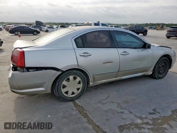 2005 Mitsubishi Galant ES z VIN 4A3AB36F35E052578, wystawiony jako Copart lot #54779195 z przebiegiem 333 528 mil mil oraz Szkoda całkowita • Salvage title. Historia ofert i sprzedaży dostępna na DreamBid. Obrazek 3.