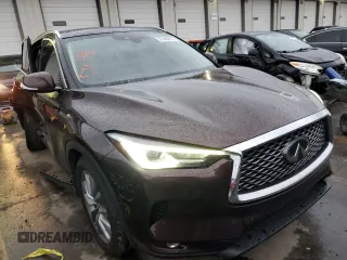 2020 Infiniti QX50 LUXE with VIN 3PCAJ5M39LF118573, listed as a Copart auction lot 37648013 with 50,744 mi miles. Bid and sale history available at carsss.com. Image 4.