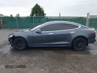 2016 Tesla Model S 70 с VIN 5YJSA1E17GF174544, выставлен на аукционе IAAI как лот 42221358 с пробегом 114 354 миль миль и . История ставок и продаж доступна на DreamBid. Изображение 15.