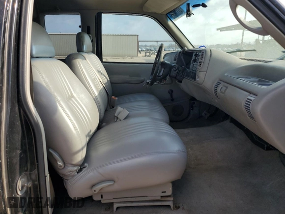 1996 GMC Sierra 1500 with VIN 2GTEC19W7T1539525, listed as a Copart auction lot 48338885 with 175,582 mi miles and Salvage Title. Bid and sale history available at DreamBid. Image 10.