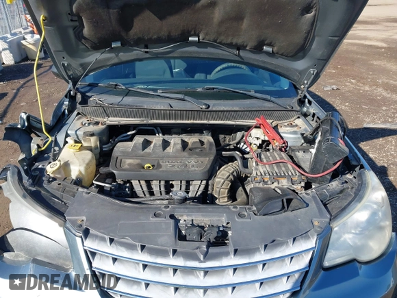 2010 Chrysler Sebring Touring z VIN 1C3CC4FB0AN128655, wystawiony jako IAAI lot #42311837 z przebiegiem 205 720 mil mil oraz . Historia ofert i sprzedaży dostępna na DreamBid. Obrazek 10.
