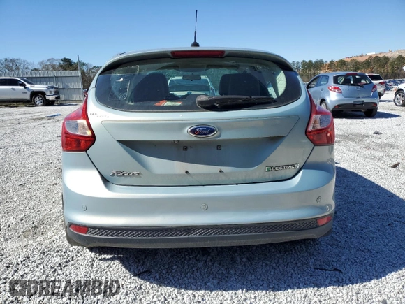 2014 Ford Focus Electric with VIN 1FADP3R40EL259832, listed as a Copart auction lot 49326015 with 58,774 mi miles and Clean title. Bid and sale history available at DreamBid. Image 6.