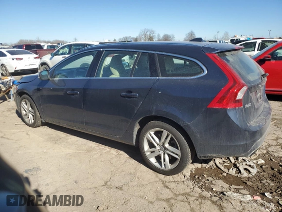2015 Volvo V60 z VIN YV1612SC3F1188973, wystawiony jako Copart lot #39475764 z przebiegiem Nie podano mil oraz . Historia ofert i sprzedaży dostępna na DreamBid. Obrazek 2.