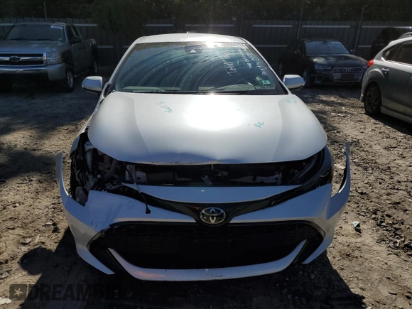 2022 Toyota Corolla Hatchback SE with VIN JTNB4MBE7N3177966, listed as a Copart auction lot 69684714 with 33,777 mi miles and Salvage Title. Bid and sale history available at carsss.com. Image 5.