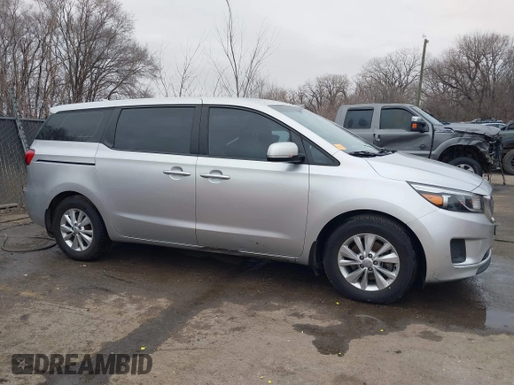 2017 Kia Sedona L with VIN KNDMA5C17H6271663, listed as a IAAI auction lot 41492437 with 338,875 mi miles. Bid and sale history available at carsss.com. Image 14.