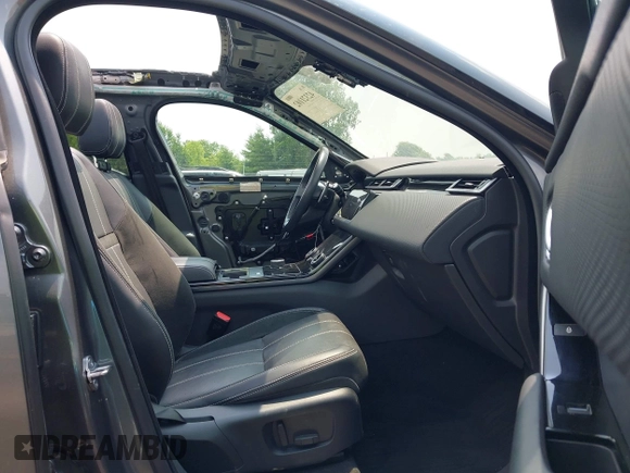 2019 Land Rover Range Rover Velar R-Dynamic SE z VIN SALYL2EX2KA793688, wystawiony jako IAAI lot #42321102 z przebiegiem 37 532 mil mil oraz . Historia ofert i sprzedaży dostępna na DreamBid. Obrazek 5.
