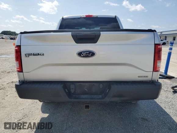 2016 Ford F-150 XLT with VIN 1FTEW1E85GFD21354, listed as a Copart auction lot 60137795 with 139,179 mi miles and Salvage title. Bid and sale history available at DreamBid. Image 6.