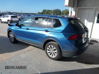 2018 Volkswagen Tiguan S с VIN 3VV1B7AX4JM059717, выставлен на аукционе IAAI как лот 40844600 с пробегом 32 540 миль миль и . История ставок и продаж доступна на DreamBid. Изображение 3.