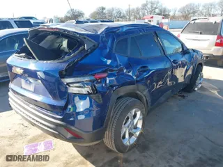 2024 Chevrolet Trax LS with VIN KL77LFE29RC127857, listed as a IAAI auction lot 41264638 with 27,129 mi miles. Bid and sale history available at carsss.com. Image 4.