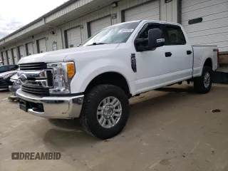 2017 Ford Super Duty F-250 SRW Lariat with VIN 1FT7W2B68HEE84623, listed as a Copart auction lot 46884095 with 133,015 mi miles and Salvage Title. Bid and sale history available at carsss.com. Image 1.