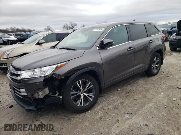 2017 Toyota Highlander LE with VIN 5TDBZRFH5HS375505, listed as a Copart auction lot 47137925 with 84,884 mi miles and Salvage title. Bid and sale history available at DreamBid. Image 1.