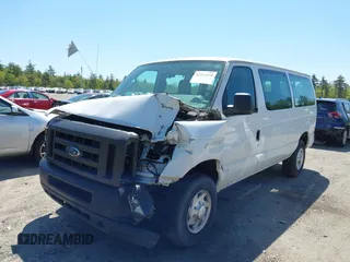 2013 Ford Econoline Passenger XL z VIN 1FBNE3BL8DDA48011, wystawiony jako IAAI lot #42221850 z przebiegiem 74 189 mil mil oraz . Historia ofert i sprzedaży dostępna na DreamBid. Obrazek 17.