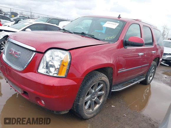 2013 GMC Yukon Denali with VIN 1GKS1EEFXDR314454, listed as a IAAI auction lot 41691051 with 141,612 mi miles. Bid and sale history available at carsss.com. Image 18.