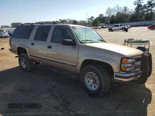 1999 Chevrolet Suburban with VIN 1GNGK26J3XJ386171, listed as a Copart auction lot 43266315 with 315,589 mi miles and Salvage Title. Bid and sale history available at carsss.com. Image 4.