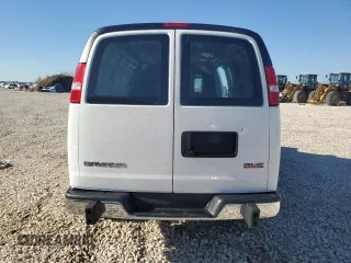 2022 GMC Savana Cargo Van with VIN 1GTW7AFP8N1231004, listed as a Copart auction lot 81510434 with 15,698 mi miles and Clean Title. Bid and sale history available at carsss.com. Image 6.