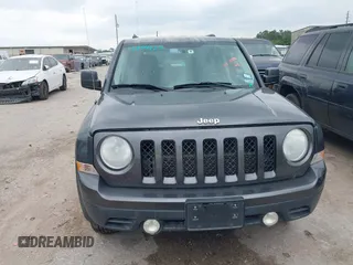 2014 Jeep Patriot Latitude with VIN 1C4NJRFB3ED810819, listed as a IAAI auction lot 41994129 with 145,733 mi miles and . Bid and sale history available at carsss.com. Image 6.