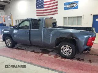 2007 Chevrolet Silverado 1500 LT w/1LT with VIN 2GCEC19J971592270, listed as a Copart auction lot 62802494 with 127,983 mi miles and Non Repairable. Bid and sale history available at carsss.com. Image 2.