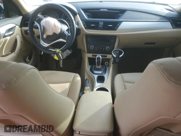 2015 BMW X1 sDrive28i with VIN WBAVM1C50FV498720, listed as a Copart auction lot 80381264 with 0 mi miles and Salvage Title. Bid and sale history available at carsss.com. Image 8.