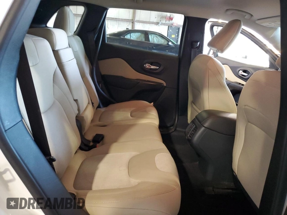 2016 Jeep Cherokee Sport z VIN 1C4PJLAB2GW207588, wystawiony jako Copart lot #62684275 z przebiegiem 88 885 mil mil oraz Szkoda całkowita • Salvage title. Historia ofert i sprzedaży dostępna na DreamBid. Obrazek 11.