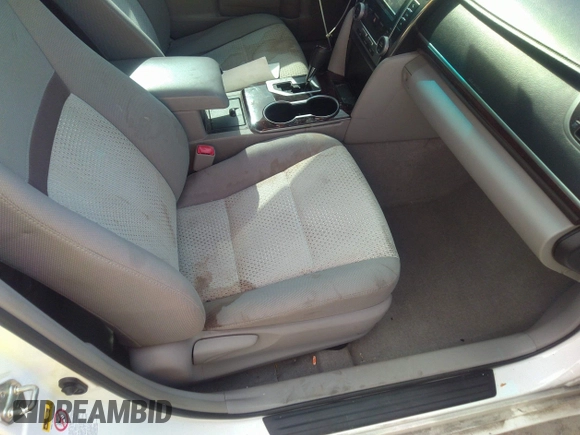 2014 Toyota Camry L with VIN 4T4BF1FK0ER340899, listed as a IAAI auction lot 41750760 with 179,934 mi miles. Bid and sale history available at carsss.com. Image 5.