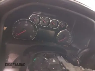 2017 GMC Sierra 1500 SLE z VIN 1GTV2MEC2HZ194077, wystawiony jako IAAI lot #41509400 z przebiegiem Nie podano mil oraz . Historia ofert i sprzedaży dostępna na DreamBid. Obrazek 7.