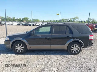 2008 Ford Taurus X SEL с VIN 1FMDK05W58GA03368, выставлен на аукционе IAAI как лот 42278545 с пробегом 140 997 миль миль и . История ставок и продаж доступна на DreamBid. Изображение 15.