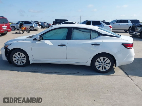 2024 Nissan Sentra S z VIN 3N1AB8BV8RY241364, wystawiony jako IAAI lot #39999788 z przebiegiem 8 509 mil mil oraz . Historia ofert i sprzedaży dostępna na DreamBid. Obrazek 14.