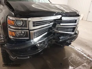 2015 Chevrolet Silverado 1500 High Country with VIN 3GCUKTEJXFG320011, listed as a IAAI auction lot 41366273 with 157,947 mi miles. Bid and sale history available at carsss.com. Image 6.
