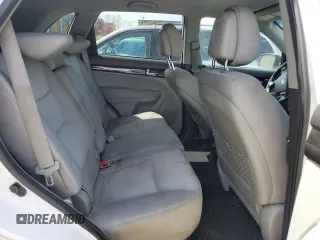 2011 Kia Sorento LX with VIN 5XYKTCA15BG027989, listed as a Copart auction lot 54152835 with 232,372 mi miles and Clean Title. Bid and sale history available at DreamBid. Image 11.
