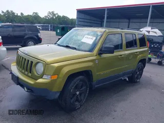 2012 Jeep Patriot Sport with VIN 1C4NJRBB0CD554982, listed as a IAAI auction lot 42621309 with 218,038 mi miles and . Bid and sale history available at DreamBid. Image 2.