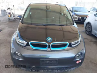 2017 BMW i3 с VIN WBY1Z8C5XHV551484, выставлен на аукционе IAAI как лот 42293232 с пробегом 74 082 миль миль и . История ставок и продаж доступна на DreamBid. Изображение 12.