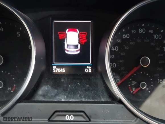2019 Volkswagen Tiguan S with VIN 3VV1B7AX1KM073074, listed as a IAAI auction lot 41387775 with 57,045 mi miles. Bid and sale history available at carsss.com. Image 7.
