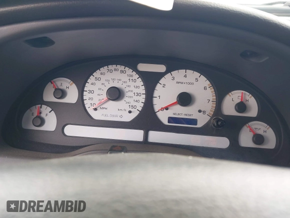 2001 Ford Mustang GT Deluxe with VIN 1FAFP42X01F256120, listed as a IAAI auction lot 42446560 with Not provided miles and . Bid and sale history available at DreamBid. Image 7.
