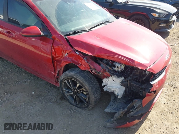2022 Kia Forte LXS with VIN 3KPF24AD0NE462828, listed as a IAAI auction lot 42019108 with 25,536 mi miles and . Bid and sale history available at DreamBid. Image 6.