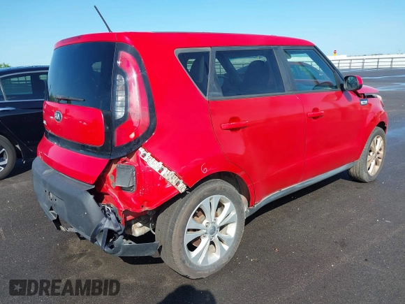 2015 Kia Soul + with VIN KNDJP3A55F7754300, listed as a IAAI auction lot 42082055 with 118,406 mi miles. Bid and sale history available at carsss.com. Image 4.