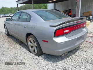 2014 Dodge Charger RT Plus with VIN 2C3CDXCT4EH220586, listed as a IAAI auction lot 42044918 with 199,304 mi miles. Bid and sale history available at carsss.com. Image 3.