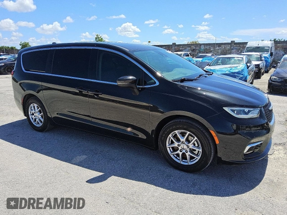 2023 Chrysler Pacifica Touring L with VIN 2C4RC1BGXPR505400, listed as a Copart auction lot 61940455 with 78,545 mi miles and Clean title. Bid and sale history available at DreamBid. Image 4.