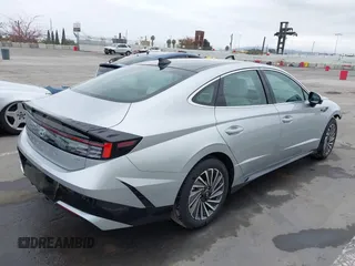 2024 Hyundai Sonata Hybrid Limited with VIN KMHL54JJ4RA088051, listed as a IAAI auction lot 42105893 with 12,134 mi miles. Bid and sale history available at carsss.com. Image 4.