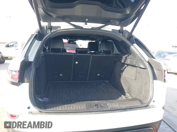2019 Land Rover Range Rover Velar S с VIN SALYB2EX3KA787594, выставлен на аукционе IAAI как лот 41799209 с пробегом 100 933 миль миль и . История ставок и продаж доступна на DreamBid. Изображение 19.