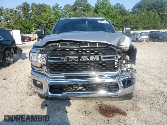 2024 Ram 2500 Big Horn with VIN 3C6UR5DJ8RG348216, listed as a Copart auction lot 61998405 with 22,244 mi miles and Clean title. Bid and sale history available at DreamBid. Image 5.