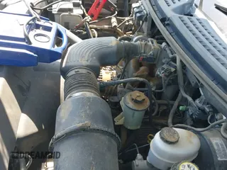 2005 Ford F-150 STX с VIN 1FTRX12W55NA59873, выставлен на аукционе IAAI как лот 42979509 с пробегом 315 231 миль миль и . История ставок и продаж доступна на DreamBid. Изображение 16.