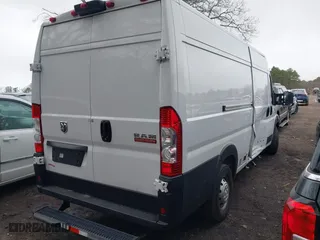2021 Ram ProMaster Cargo Van with VIN 3C6MRVJG0ME510482, listed as a IAAI auction lot 42048205 with 10,010 mi miles. Bid and sale history available at carsss.com. Image 4.