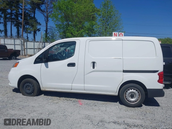 2021 Nissan NV200 Compact Cargo SV with VIN 3N6CM0KN8MK699187, listed as a IAAI auction lot 41919874 with 140,366 mi miles. Bid and sale history available at carsss.com. Image 14.